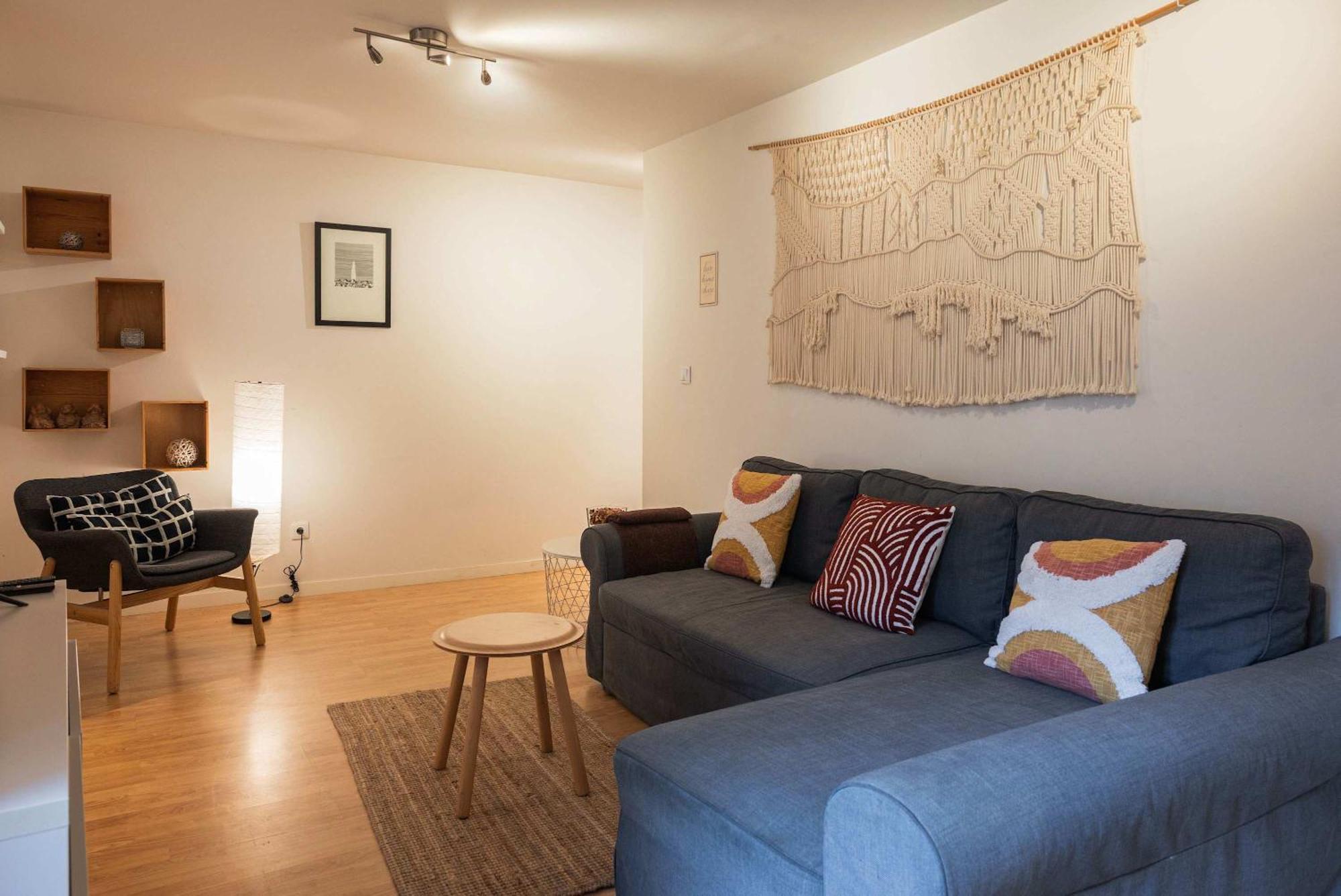 Liiiving In - Delight Terrace *